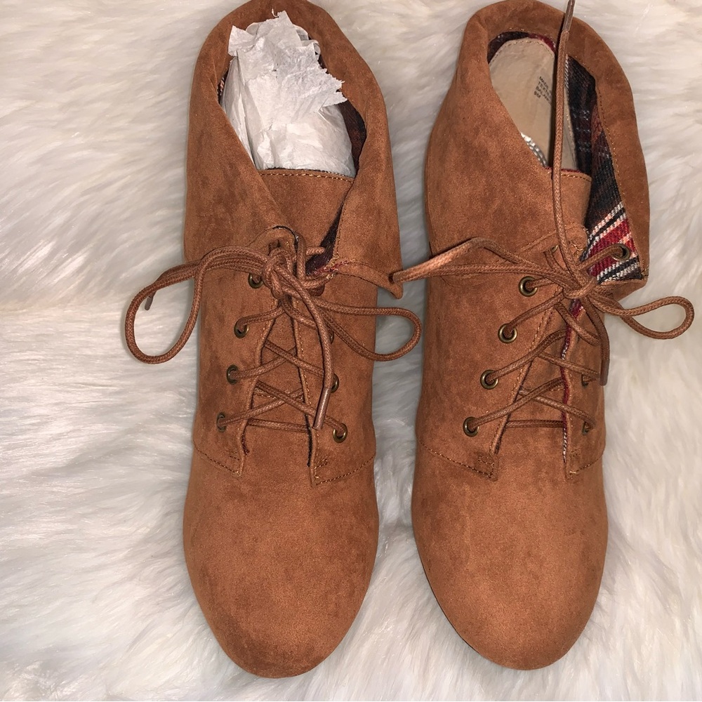 Bakers Tan Wedge Shoes with Lace-Up Design and Rounded Toe